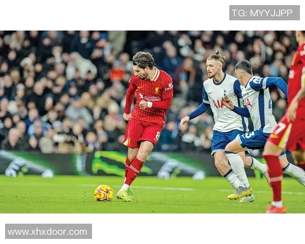 利物浦与热刺精彩对决回顾分析及比赛亮点总结